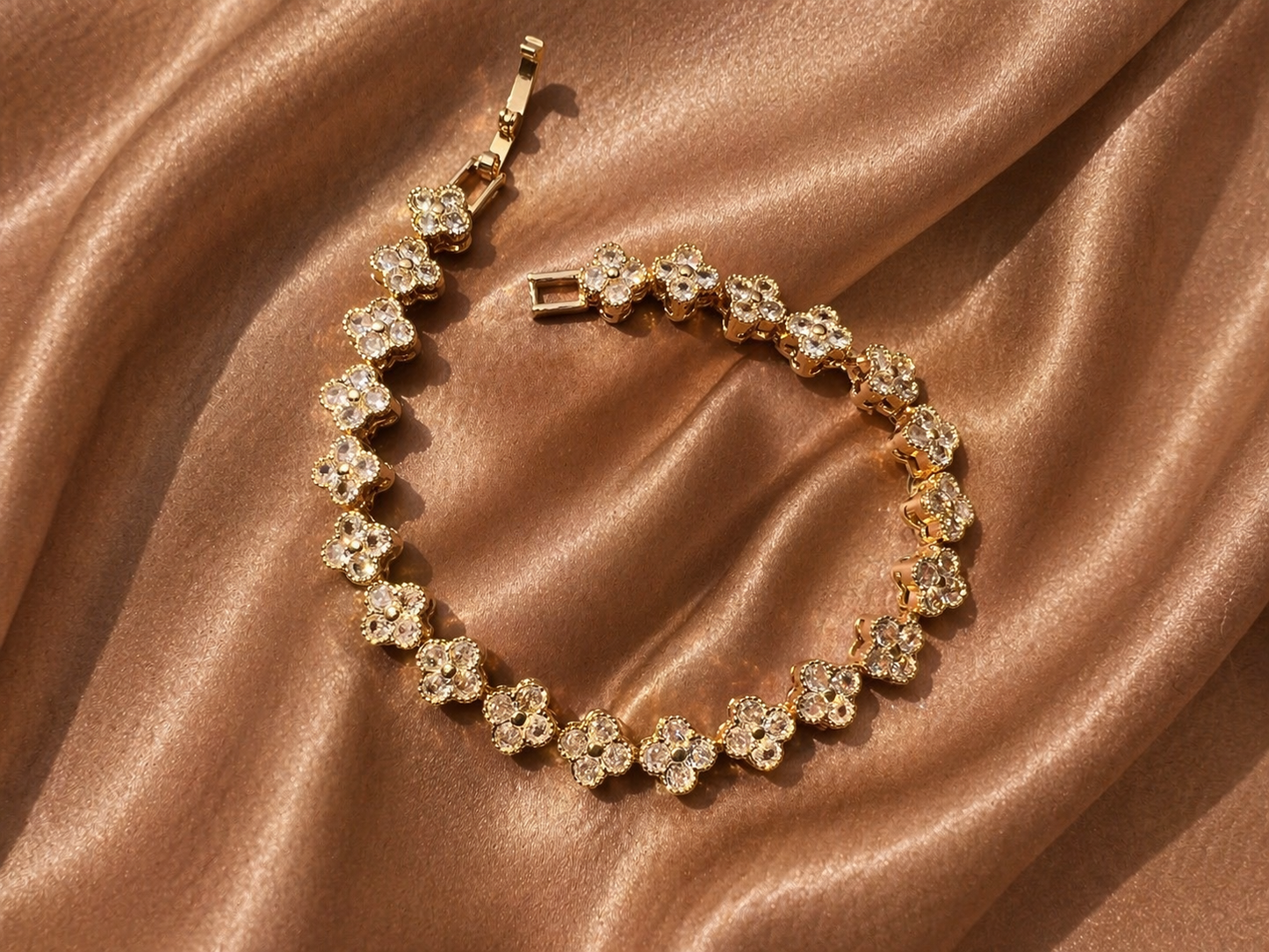French Lucky Zirconia Clover Bracelet